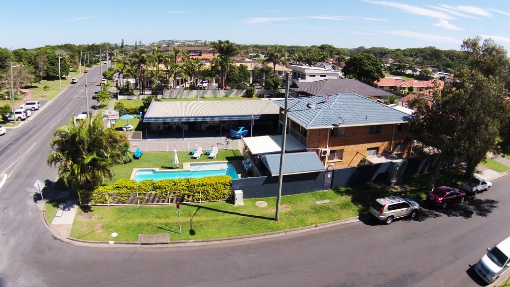 Beachlander Self-Contained Holiday Apartments Coffs Harbour Exterior photo