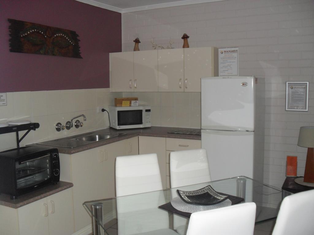 Beachlander Self-Contained Holiday Apartments Coffs Harbour Exterior photo